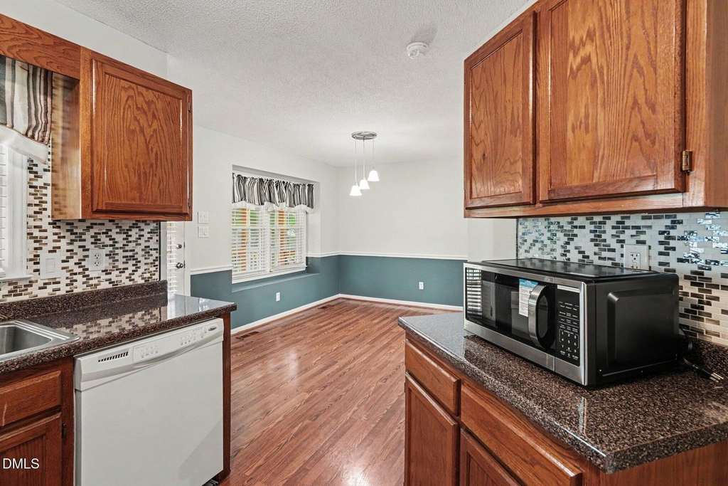7313 Jacqueline Lane - Photo 6