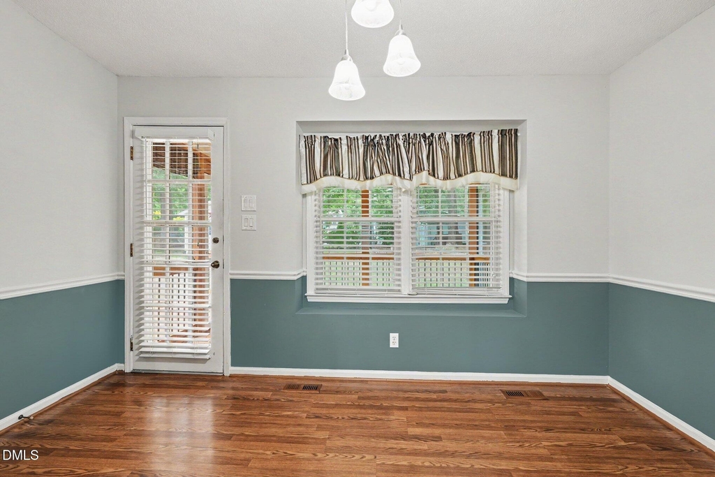 7313 Jacqueline Lane - Photo 8
