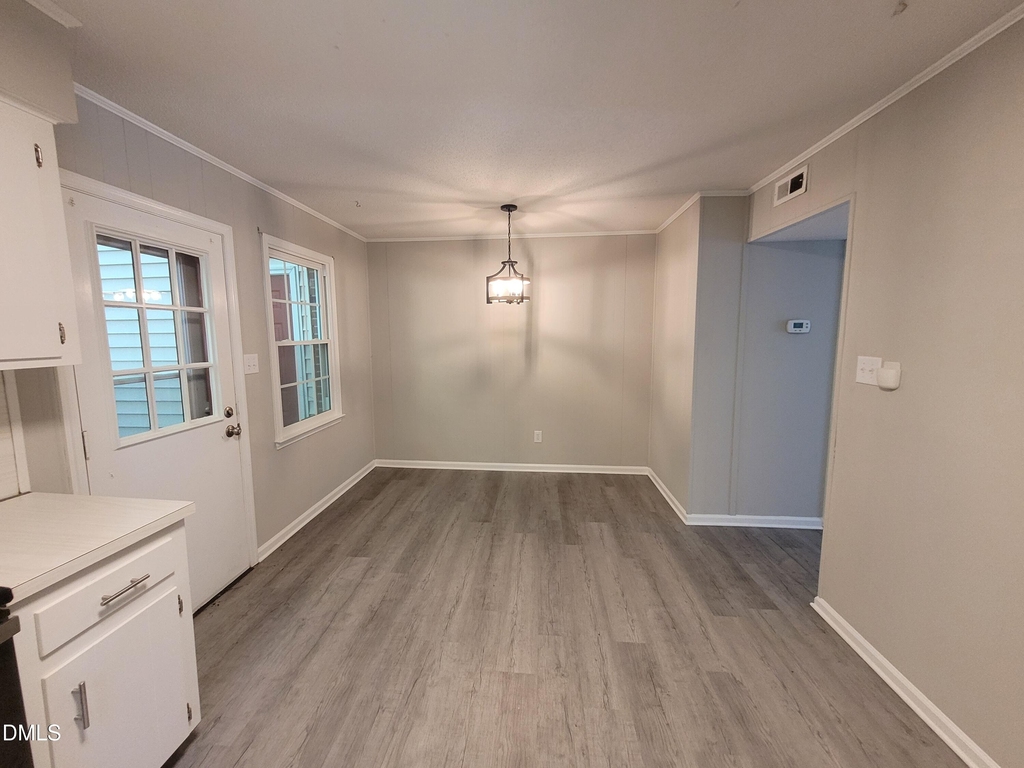 920 Jason Court - Photo 6