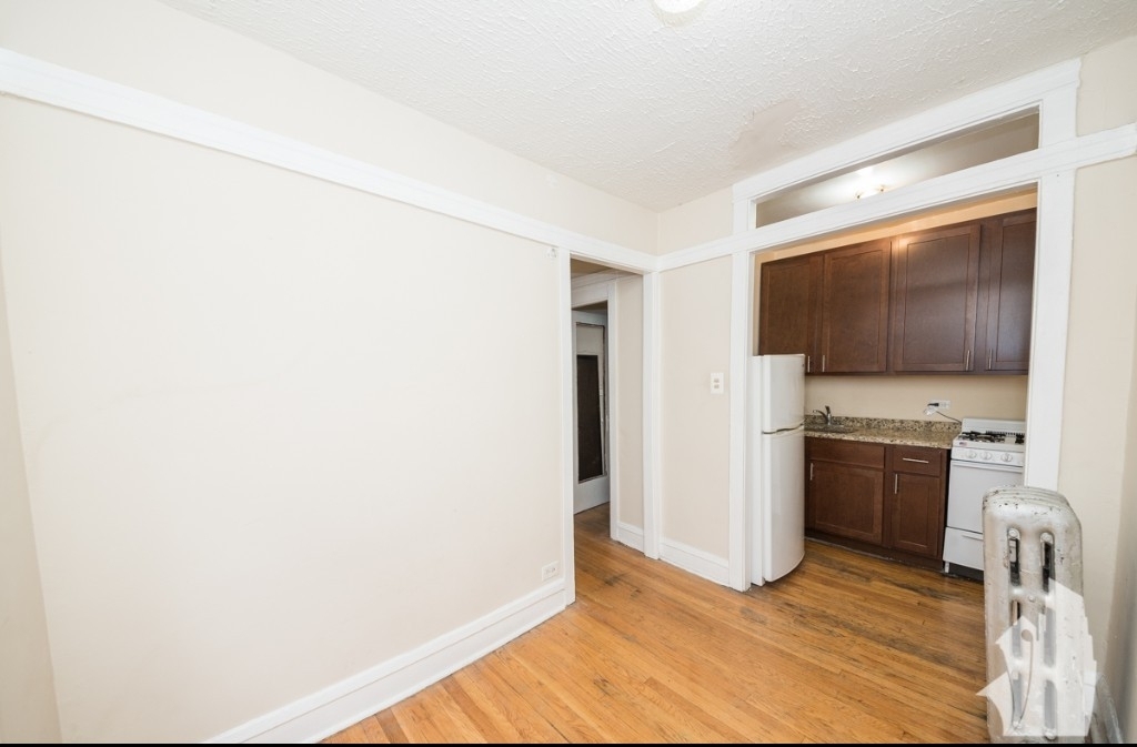 512-20 W Cornelia Ave - Photo 5