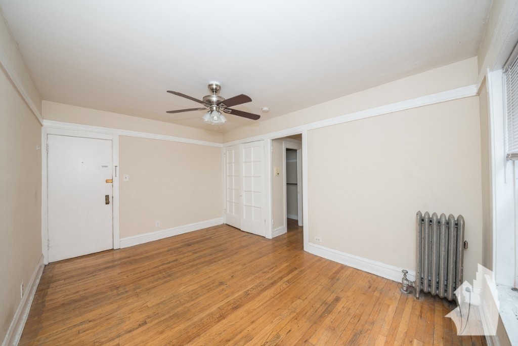 512-20 W Cornelia Ave - Photo 1