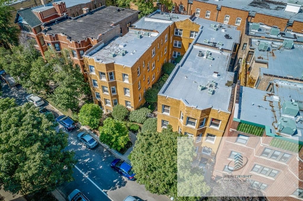 628-30 W Roscoe St - Photo 12
