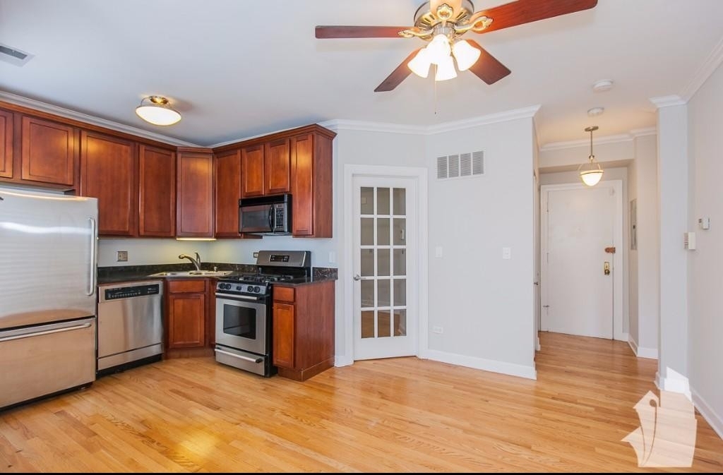 628-30 W Roscoe St - Photo 6