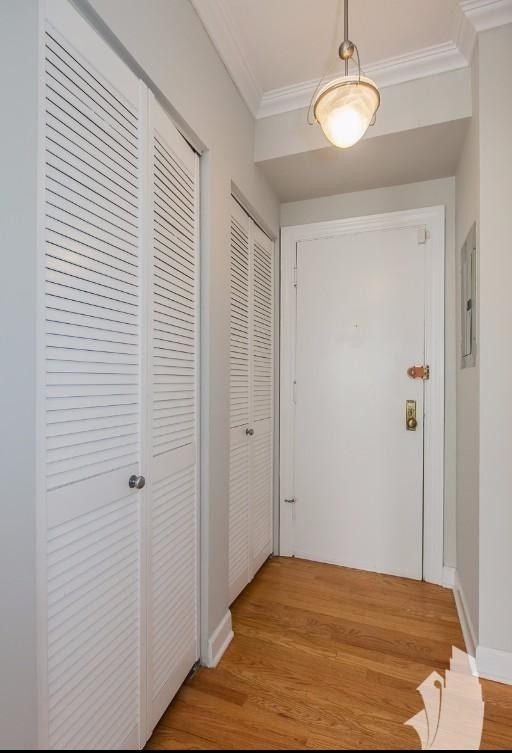 628-30 W Roscoe St - Photo 1