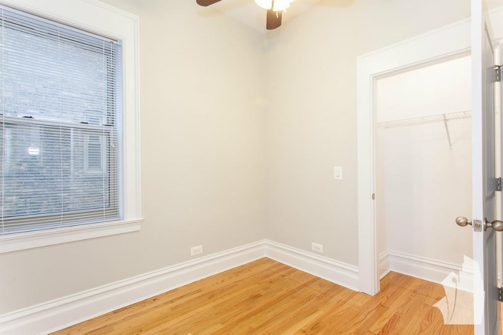 847 W Wellington - Photo 4