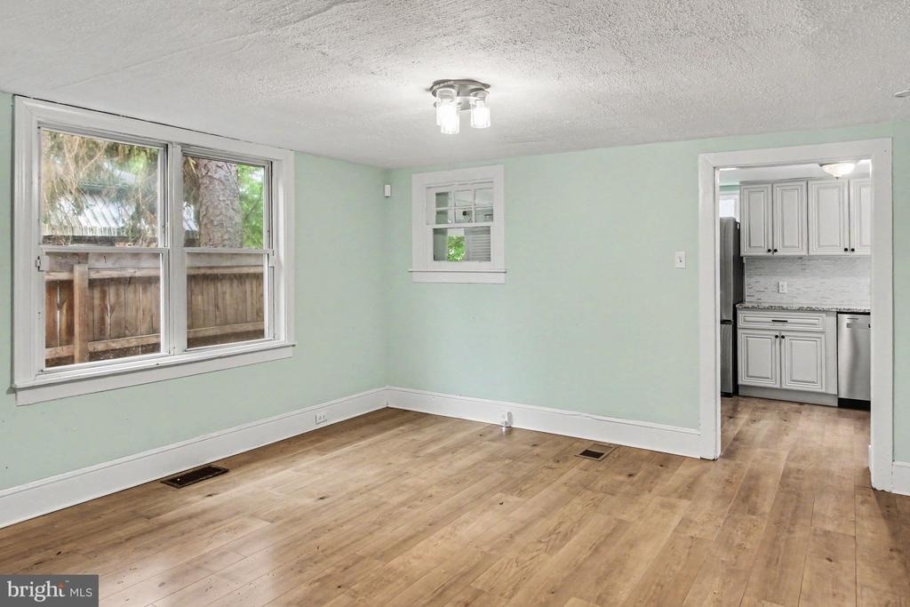 308 Walnut Street - Photo 9