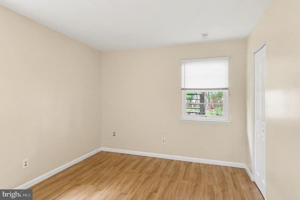 831 Jackson Street - Photo 15