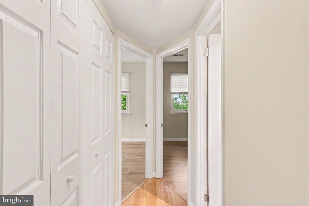 831 Jackson Street - Photo 12