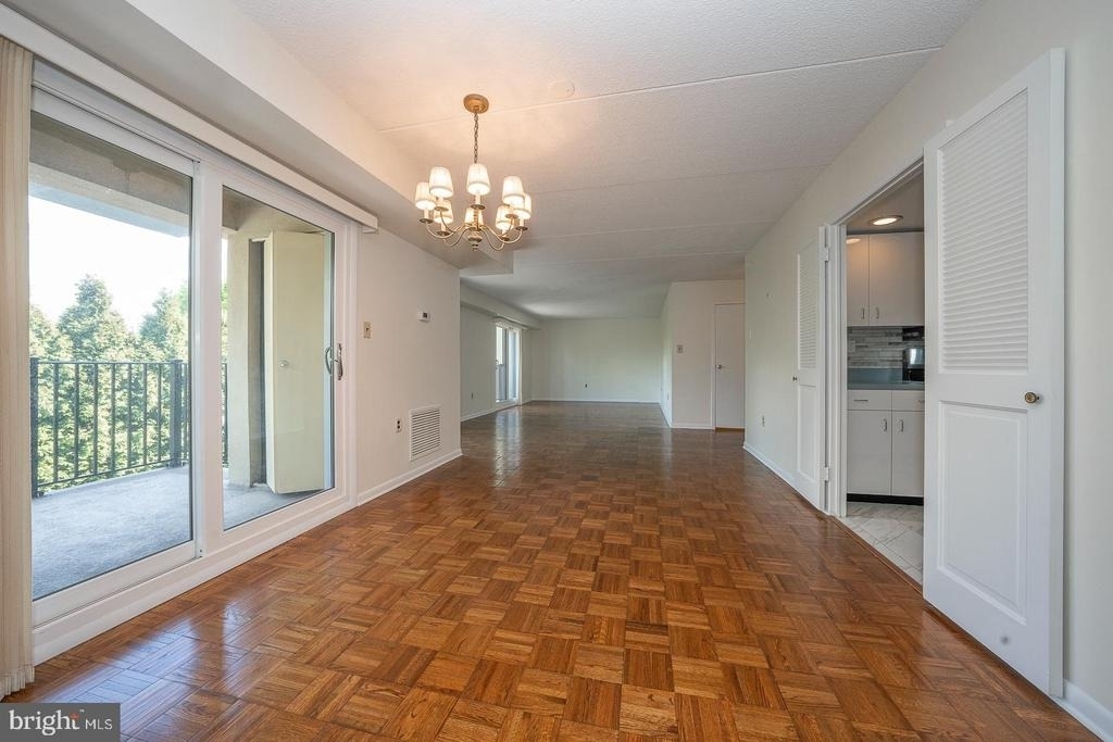 260 W Montgomery Avenue - Photo 14