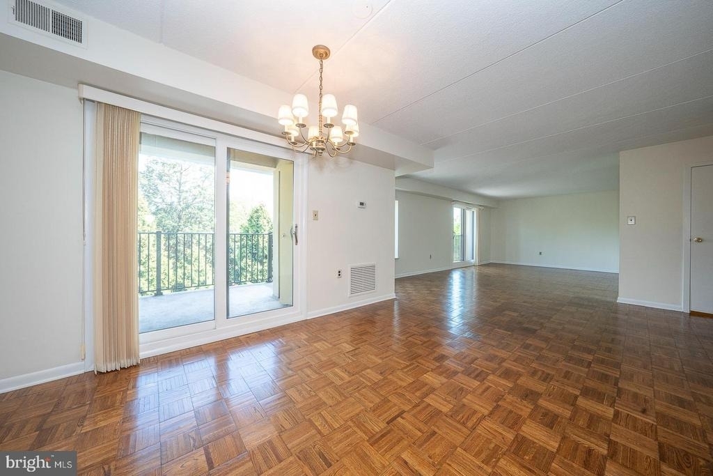 260 W Montgomery Avenue - Photo 13