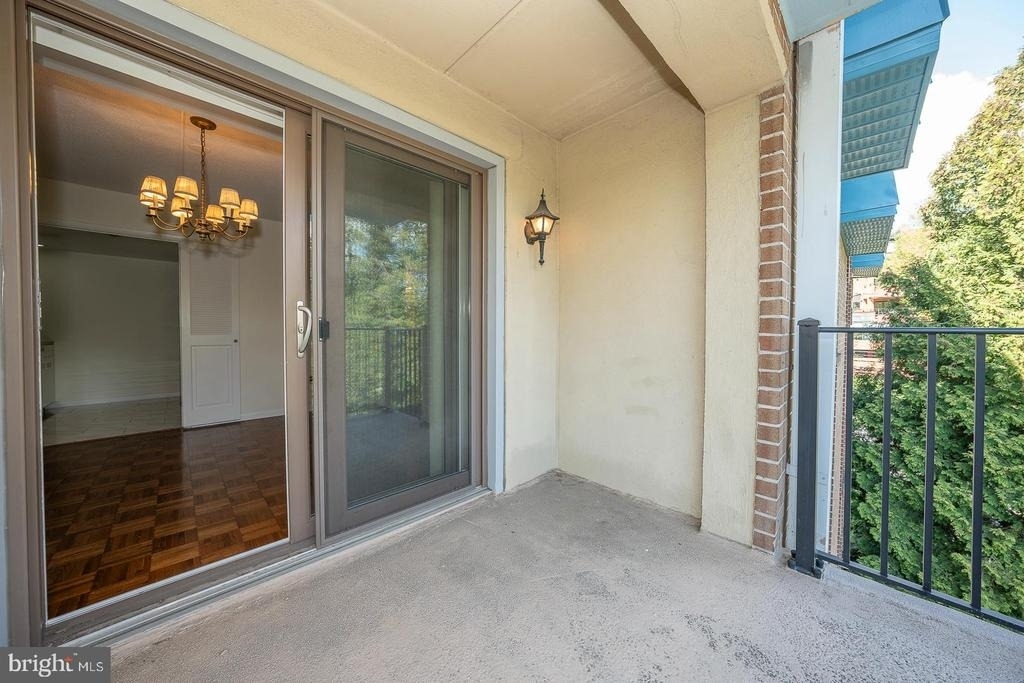 260 W Montgomery Avenue - Photo 16