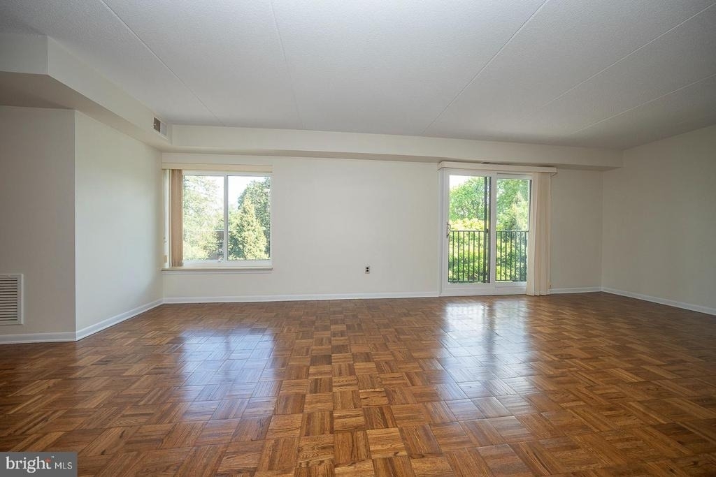 260 W Montgomery Avenue - Photo 9
