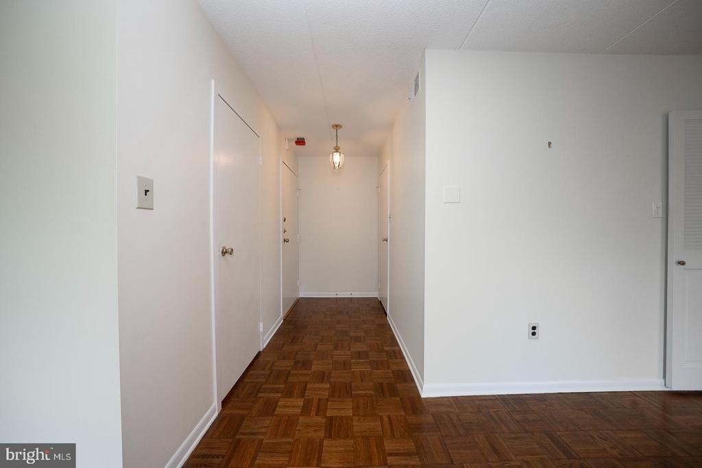 260 W Montgomery Avenue - Photo 5