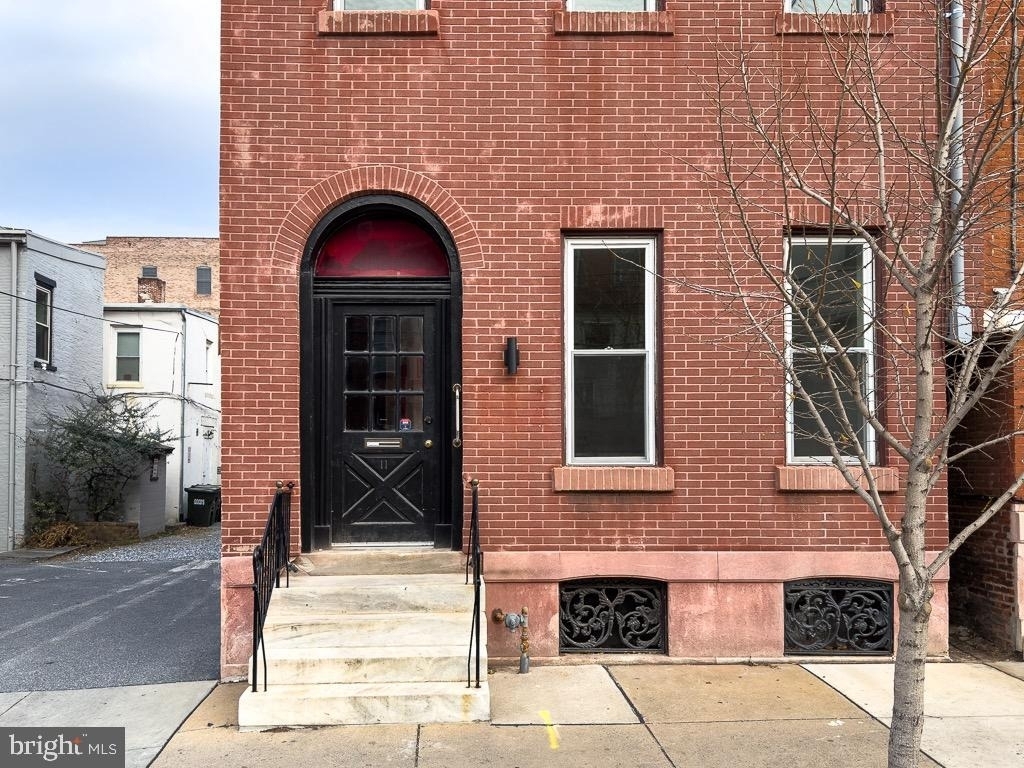 11 E Walnut Street - Photo 13