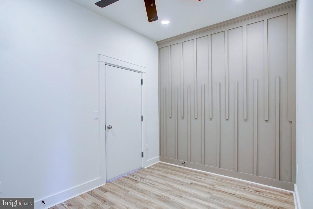 11 E Walnut Street - Photo 10
