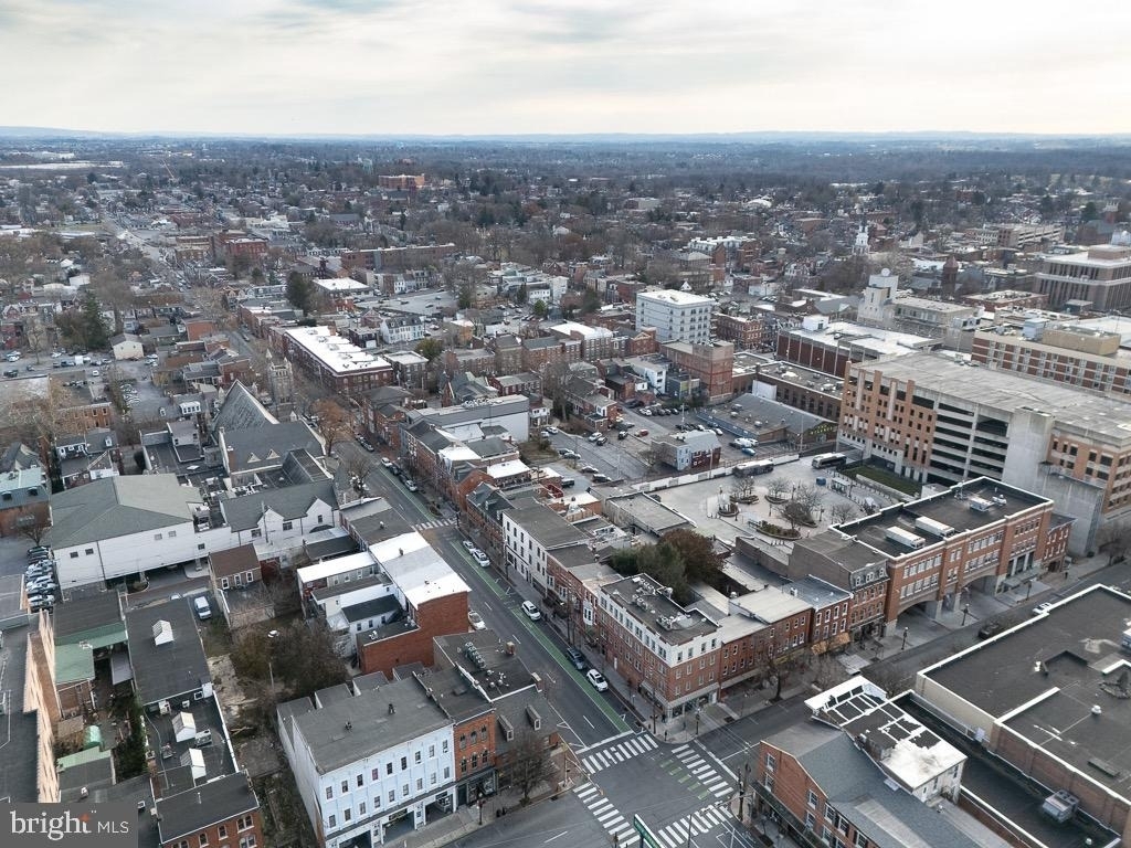 11 E Walnut Street - Photo 24