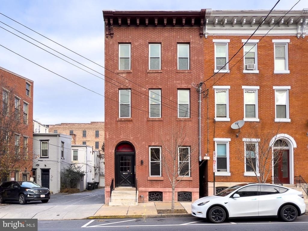 11 E Walnut Street - Photo 14