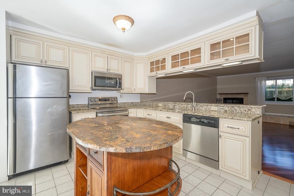 344 Brigade Court - Photo 9