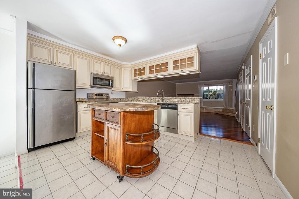344 Brigade Court - Photo 8