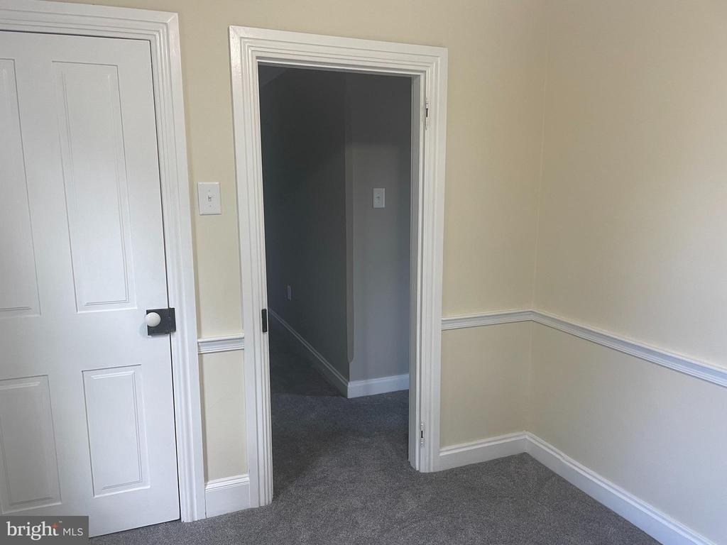 121 S 10th Street - Photo 7