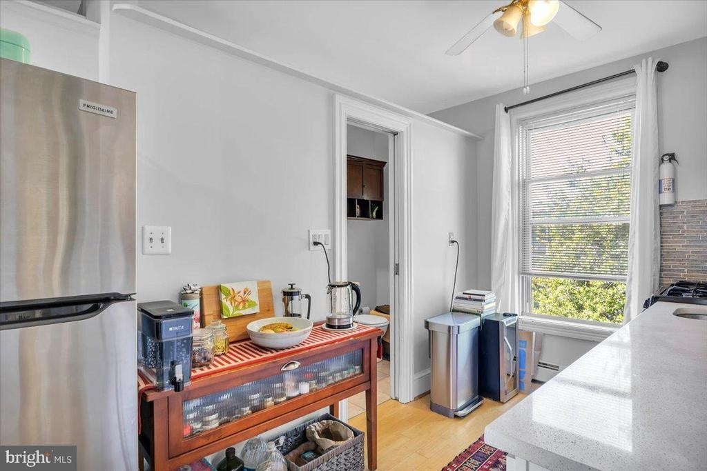 16 Lincoln Avenue - Photo 12