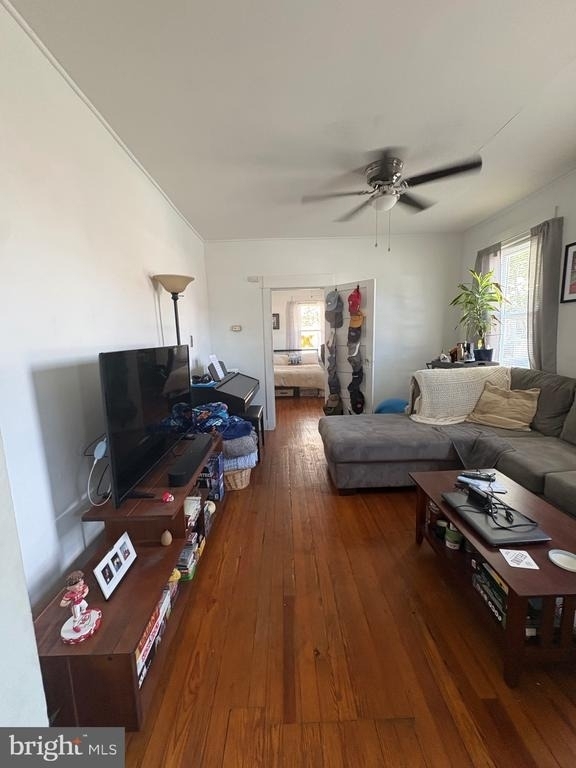 314 W 4th Street - Photo 11