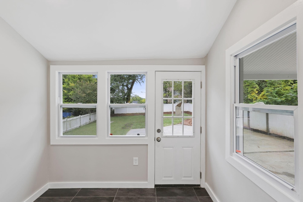 6011 44th Avenue - Photo 14
