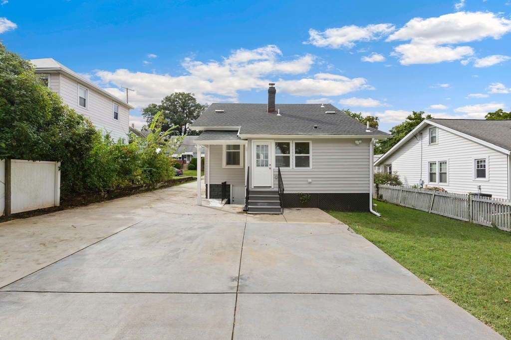 6011 44th Avenue - Photo 29