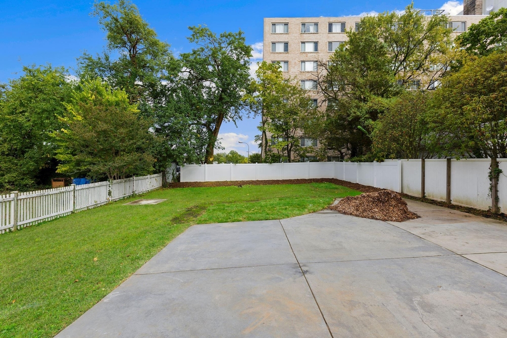 6011 44th Avenue - Photo 31