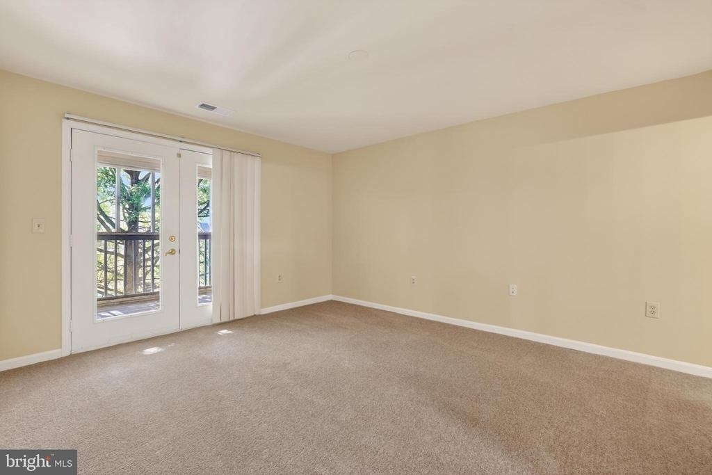 6630 Lake Park Drive - Photo 7