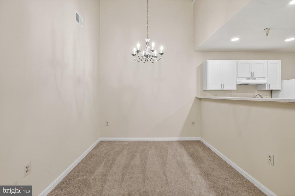 6630 Lake Park Drive - Photo 8