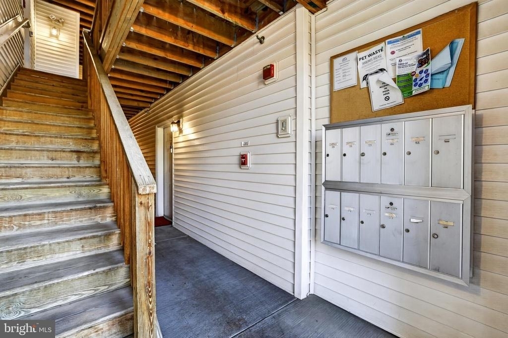 6630 Lake Park Drive - Photo 2