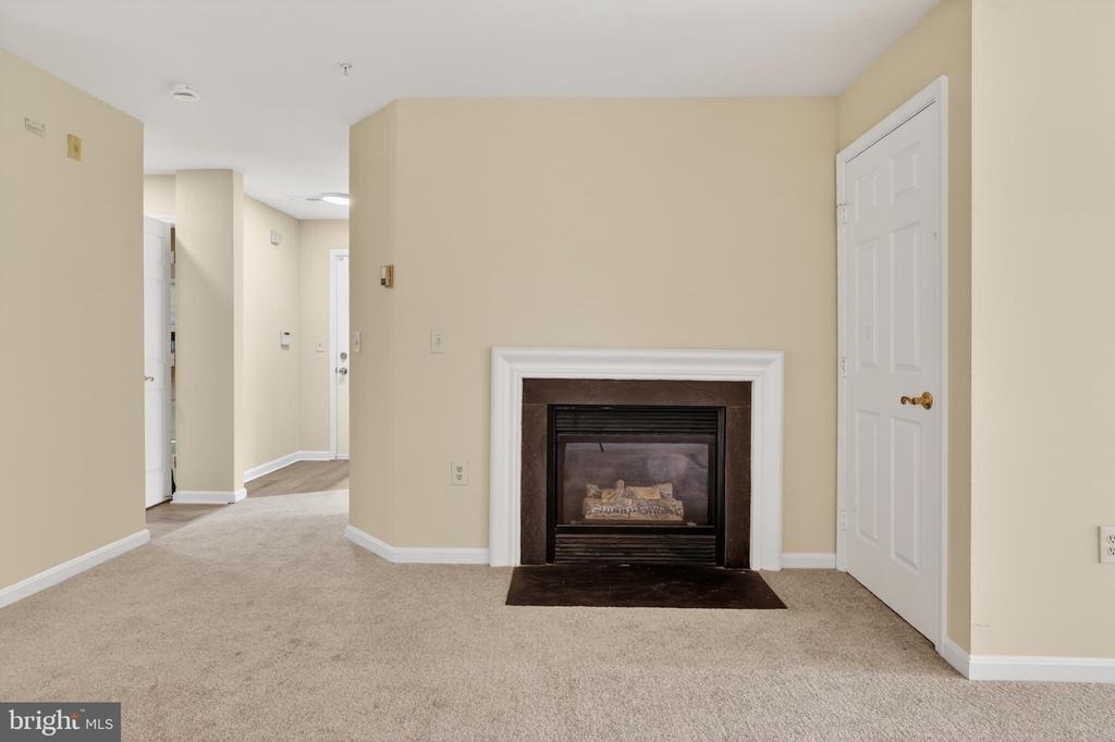 6630 Lake Park Drive - Photo 6