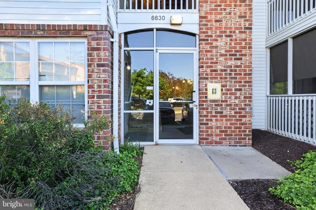 6630 Lake Park Drive - Photo 1
