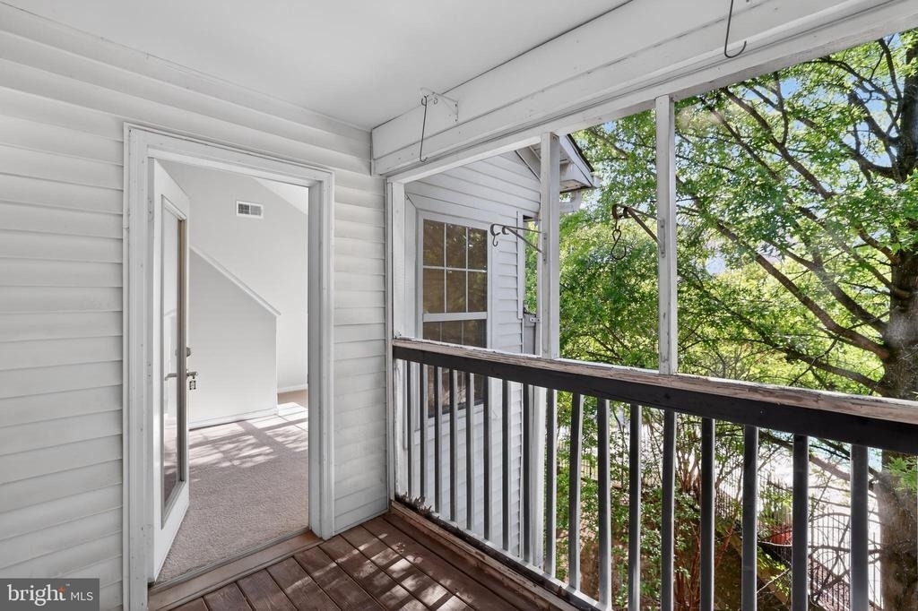 6630 Lake Park Drive - Photo 19