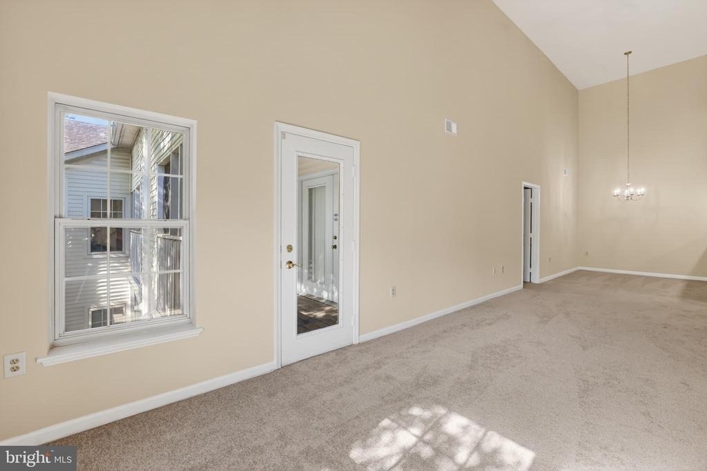 6630 Lake Park Drive - Photo 14