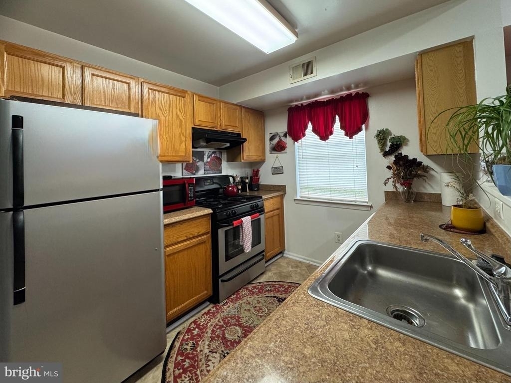 13900 Farnsworth Lane - Photo 5