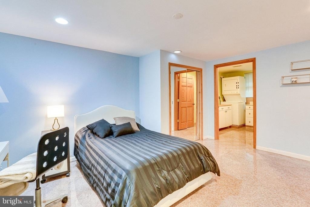 8212 Old Georgetown Road - Photo 38