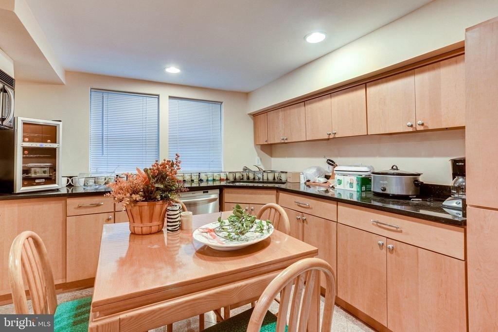 8212 Old Georgetown Road - Photo 34