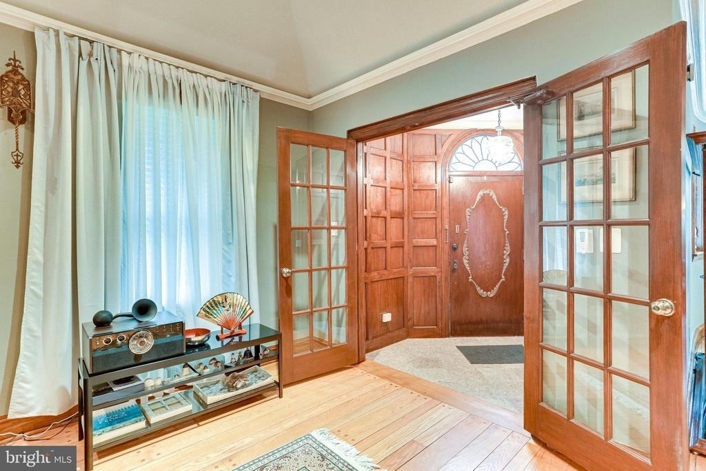 8212 Old Georgetown Road - Photo 2