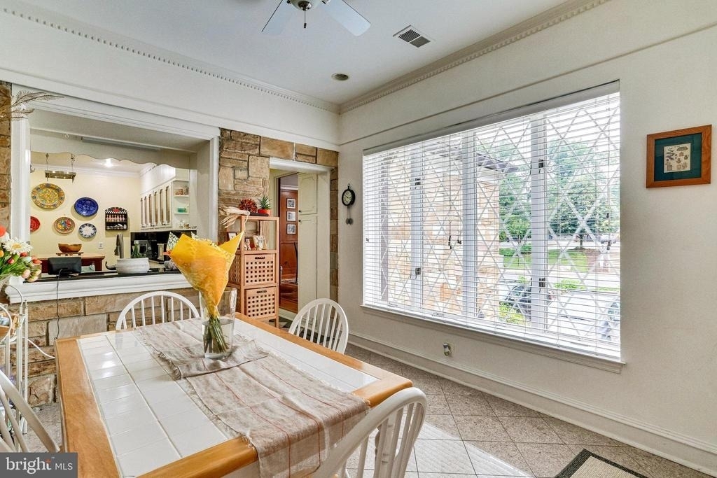 8212 Old Georgetown Road - Photo 15