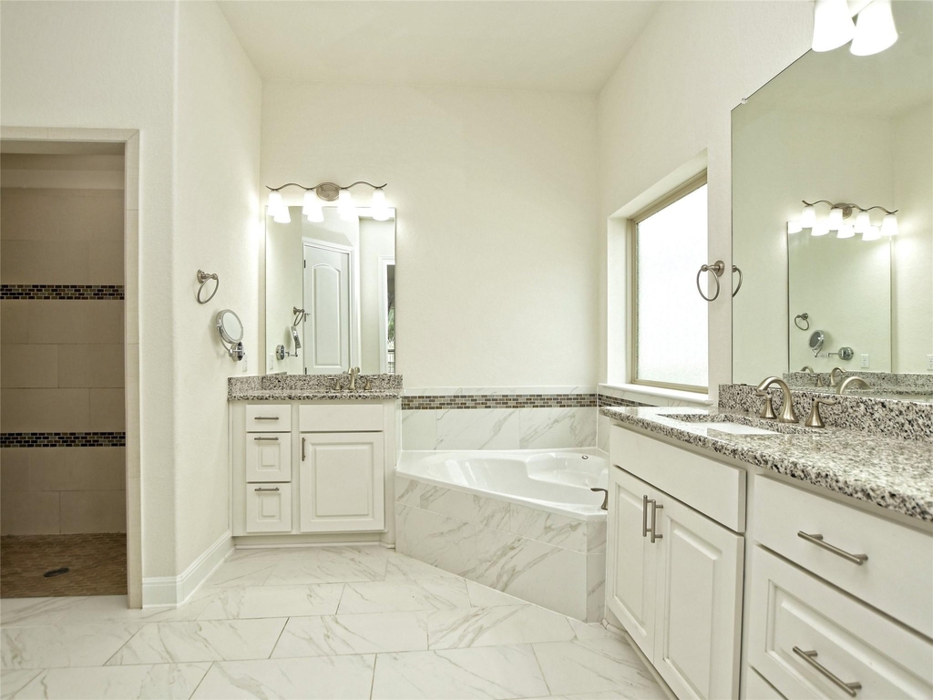 9703 Bayshore Bnd - Photo 19