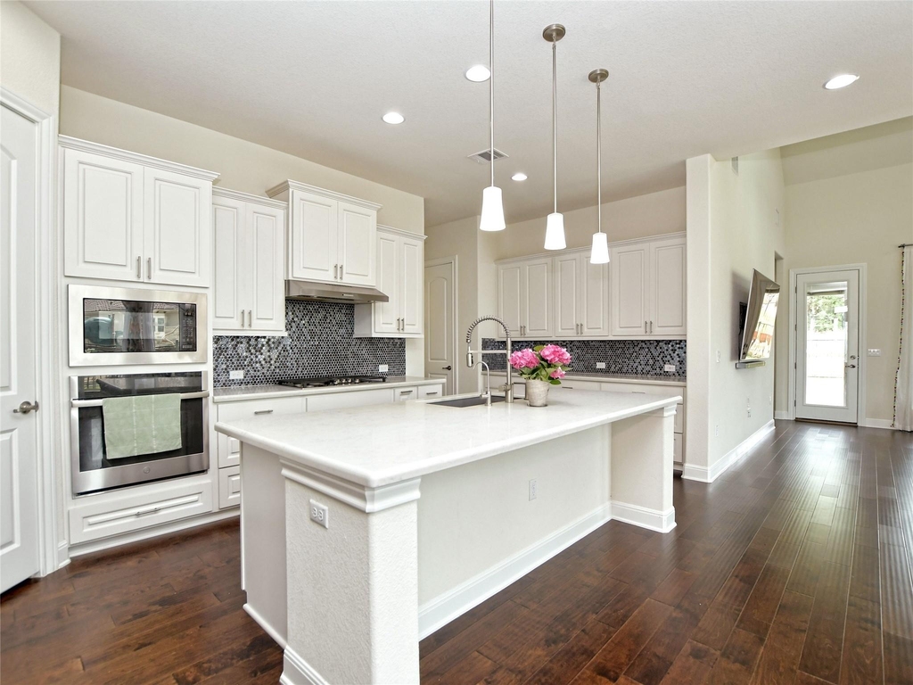 9703 Bayshore Bnd - Photo 10