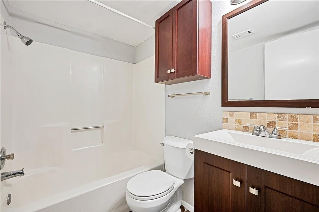 2500 Burleson Rd - Photo 7