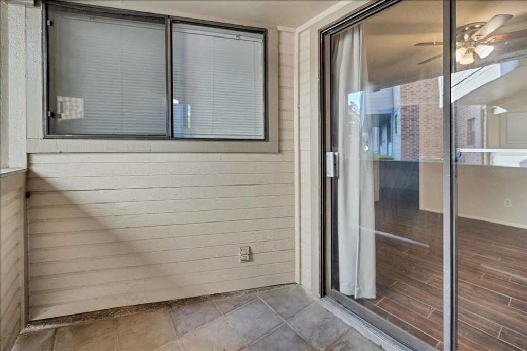 2500 Burleson Rd - Photo 10