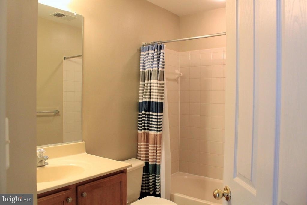 23514 Gardenside Place - Photo 13