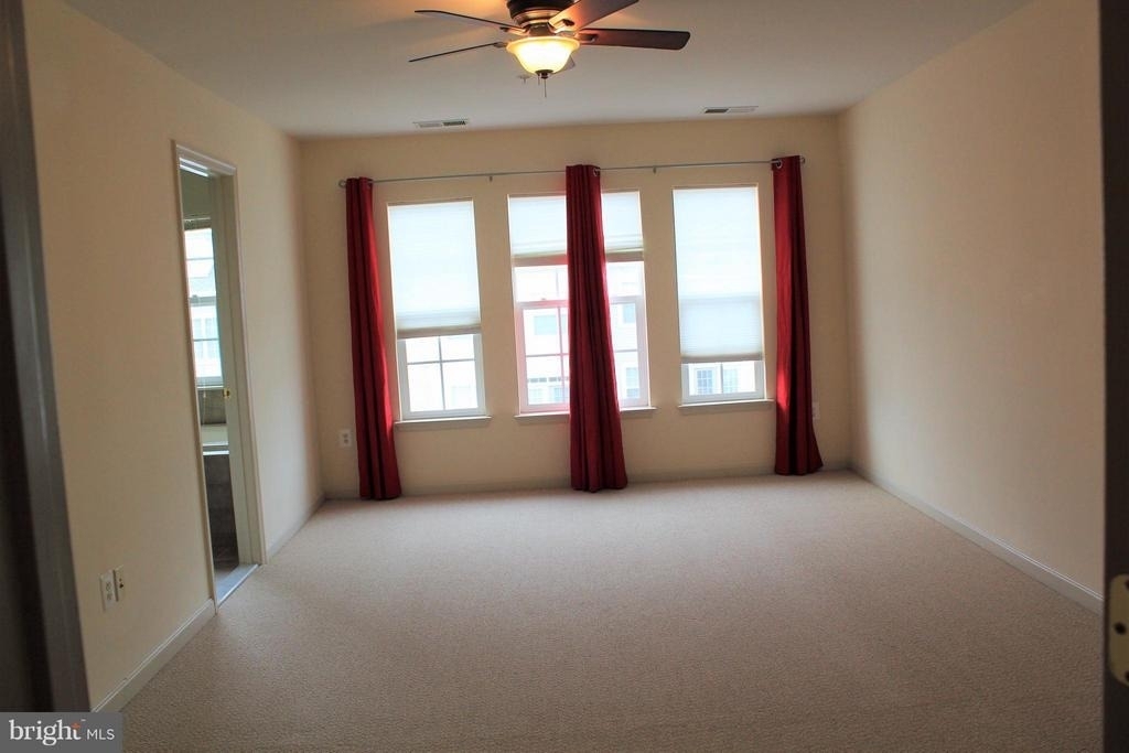 23514 Gardenside Place - Photo 14