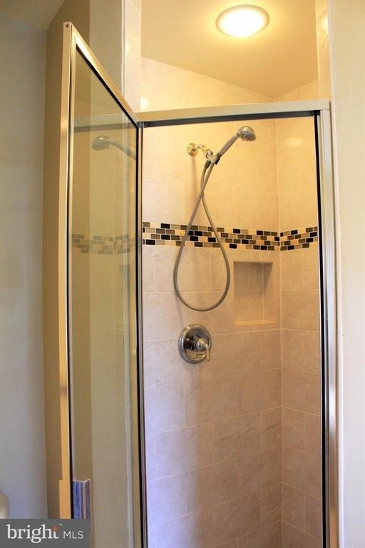 23514 Gardenside Place - Photo 18