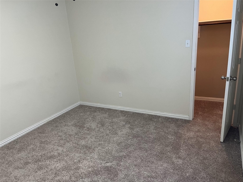 2375 Garlic Creek Dr - Photo 14