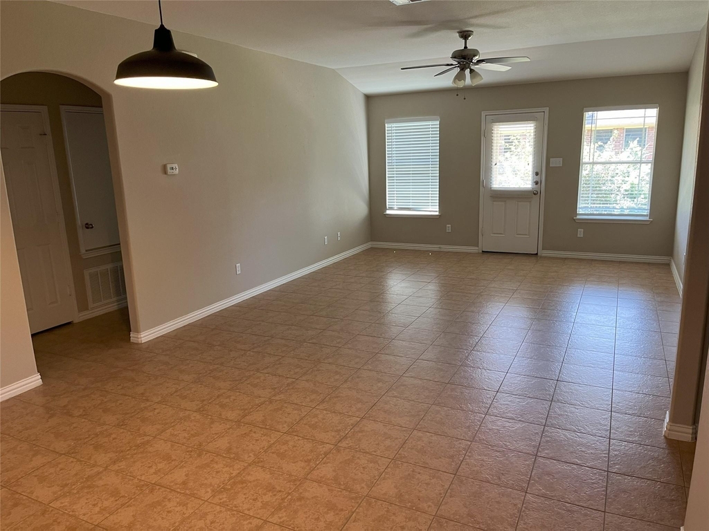 2375 Garlic Creek Dr - Photo 6